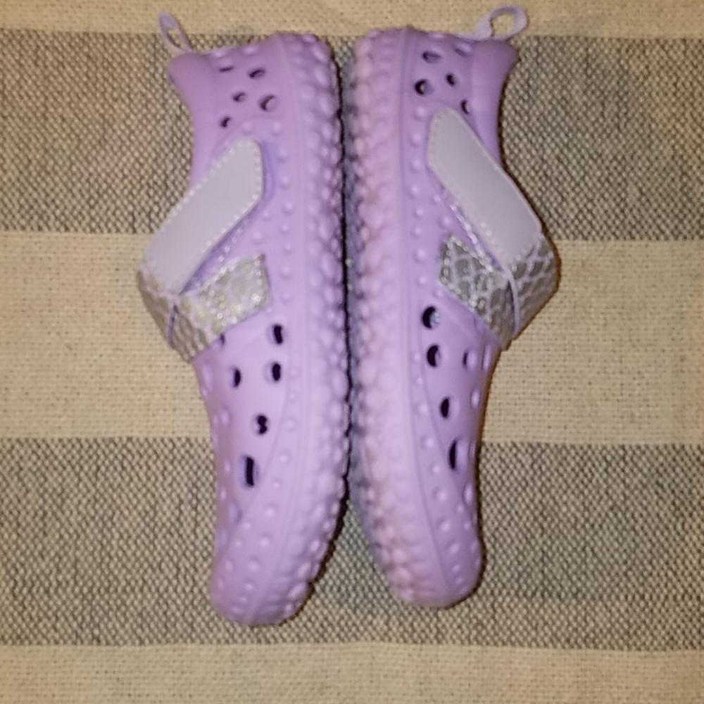 💥 Girls Western Chief Croc Like Shoes - Picture 3 of 5